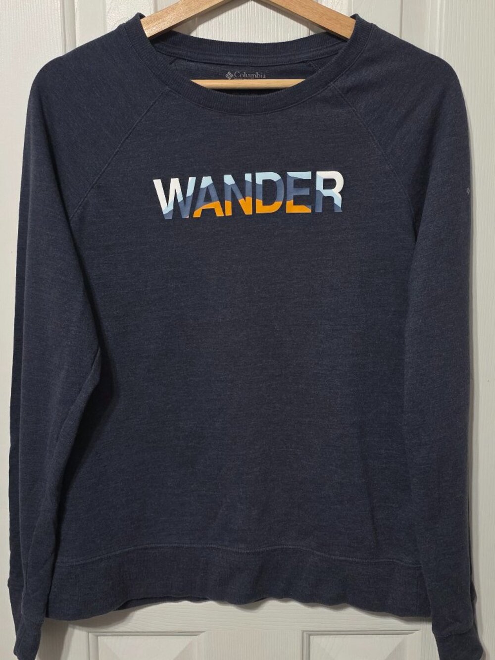 Women's Blue Columbia Wander Swearshirt, Medium